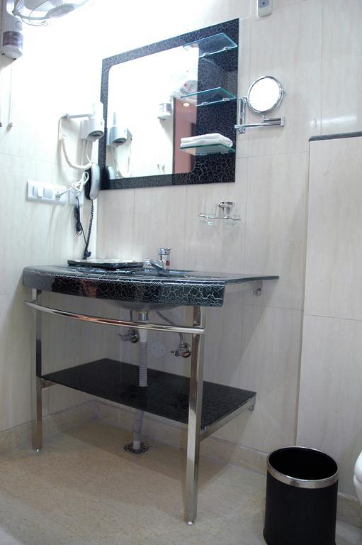 Hotel Palmdale Zirakpur Pokoj fotografie